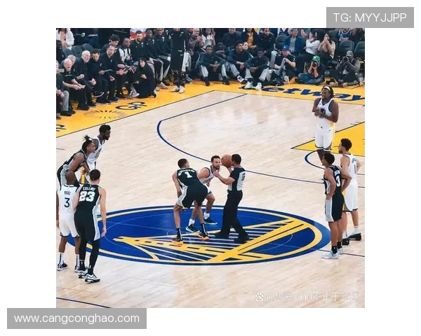 2015年热火与马刺季前赛精彩对决回顾与分析