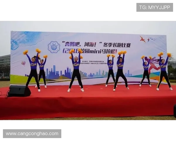 深圳街舞队在马拉松大满贯中的默契配合与精彩表现分析